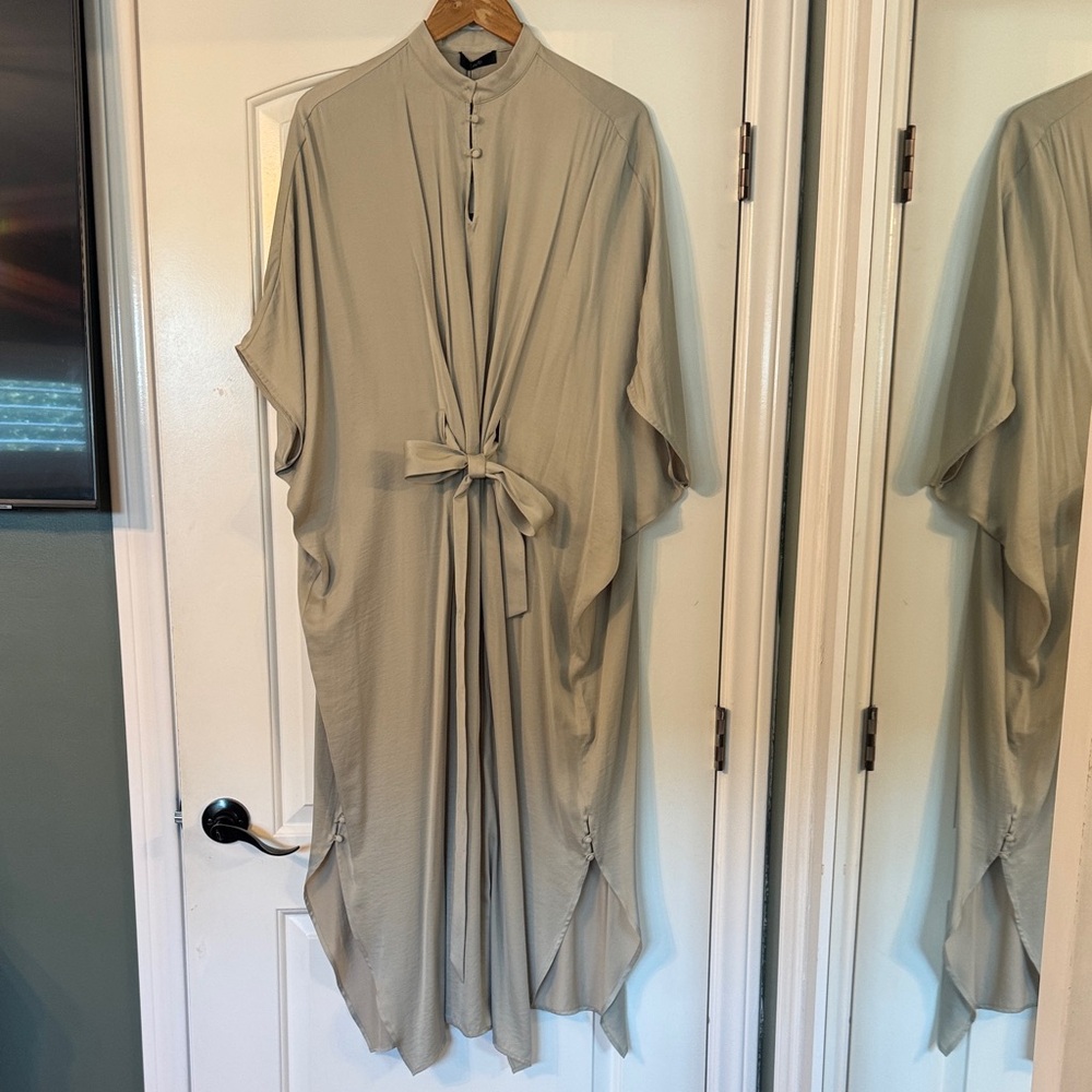 Elegant Cream Maxi Dress